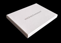مربعات هدية بيضاء حزمة مسطحة ، مربعات هدية جامدة مع اغطية لتغليف الملابس المزود